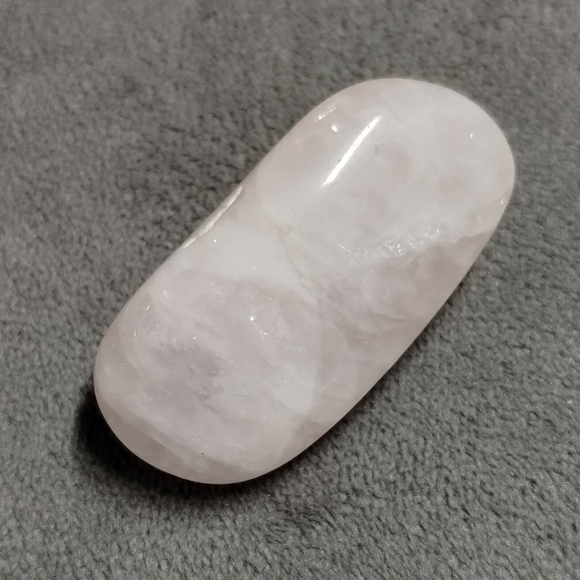 Rose Quartz Stone - Picture 3 of 4